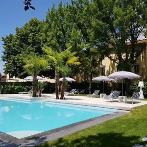 Hotel Hambros - Il Parco In Banchieri, Lukka